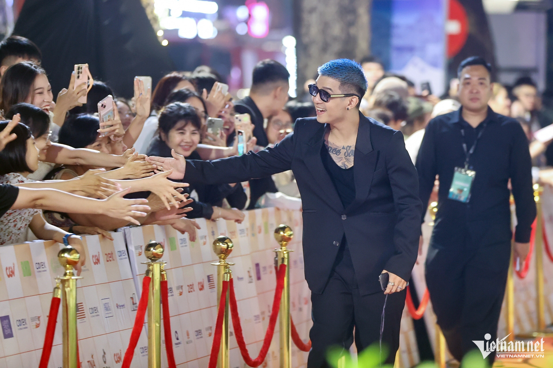 w 1hai 2142 162101.jpg