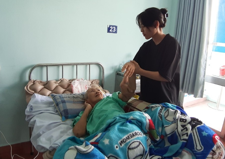 bà Nguyễn Thị NĂm (1).jpg