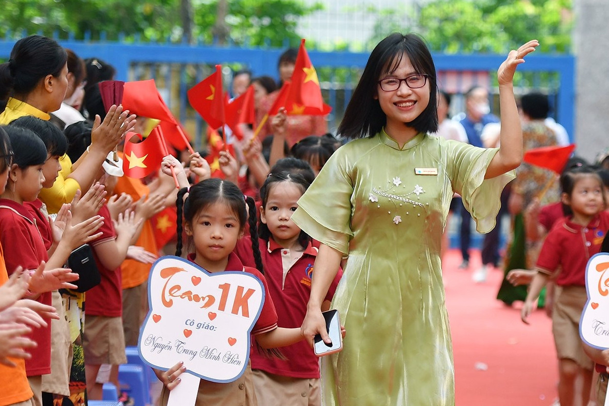 Lời chúc thầy cô giáo ngày 20/11 theo môn học hài hước năm 2024