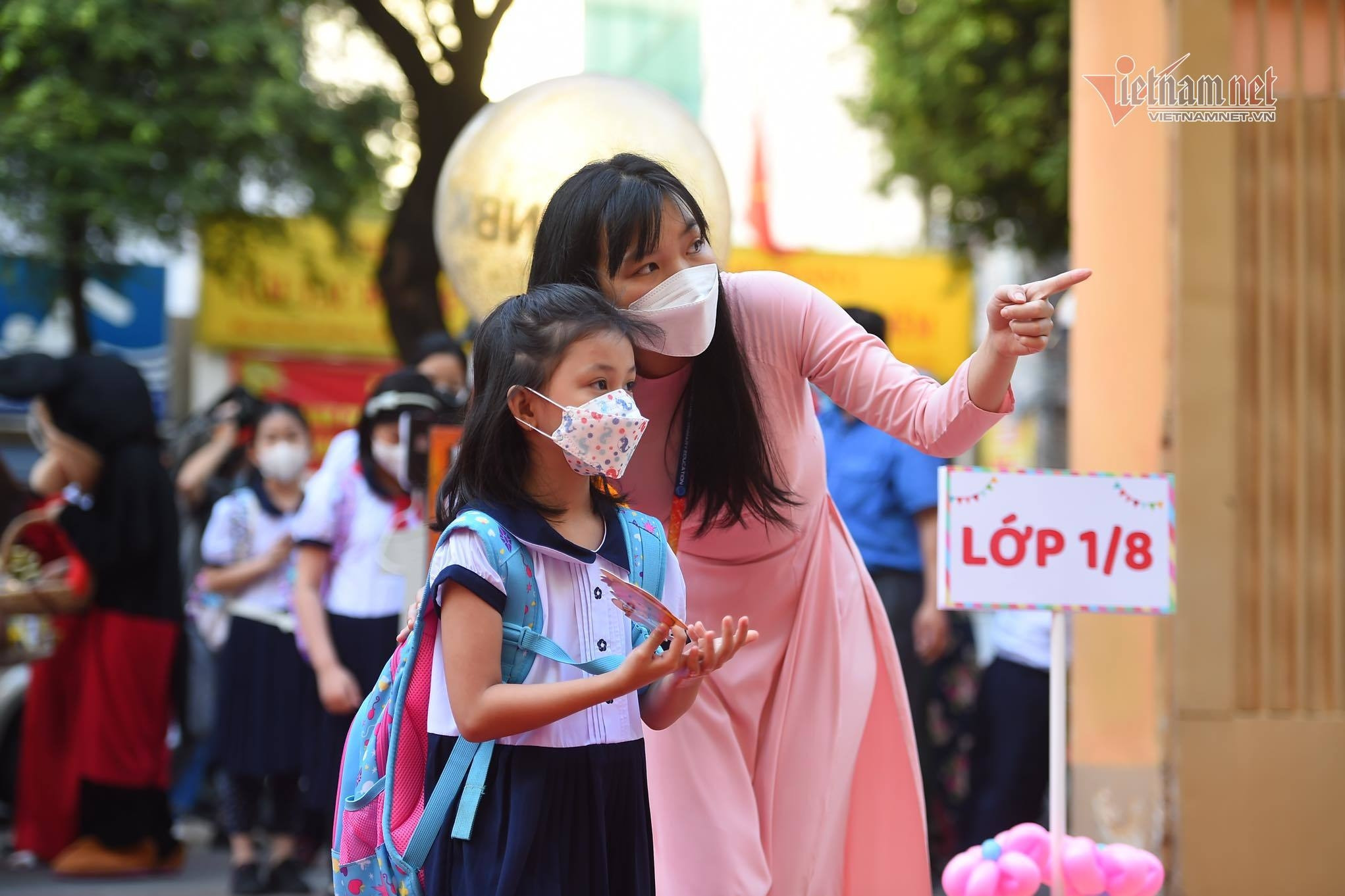 Lời chúc ngày 20/11 cho thầy giáo ngắn gọn, ý nghĩa nhất 2024