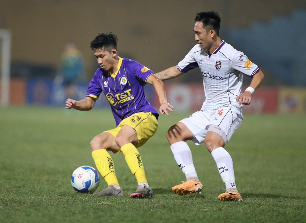 ha noi vs binh duong 2.jpg