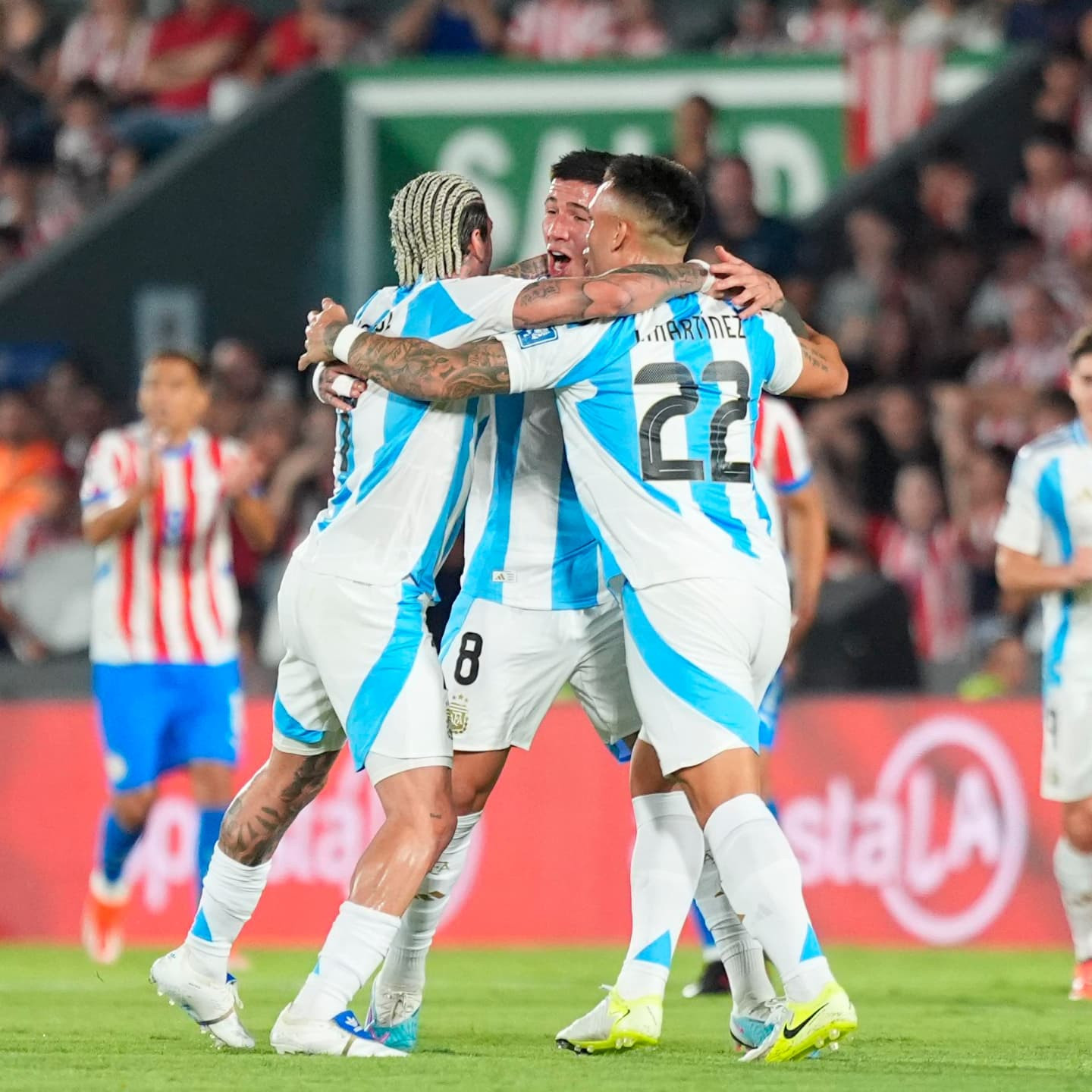 Paraguay vs Argentina 1.jpg