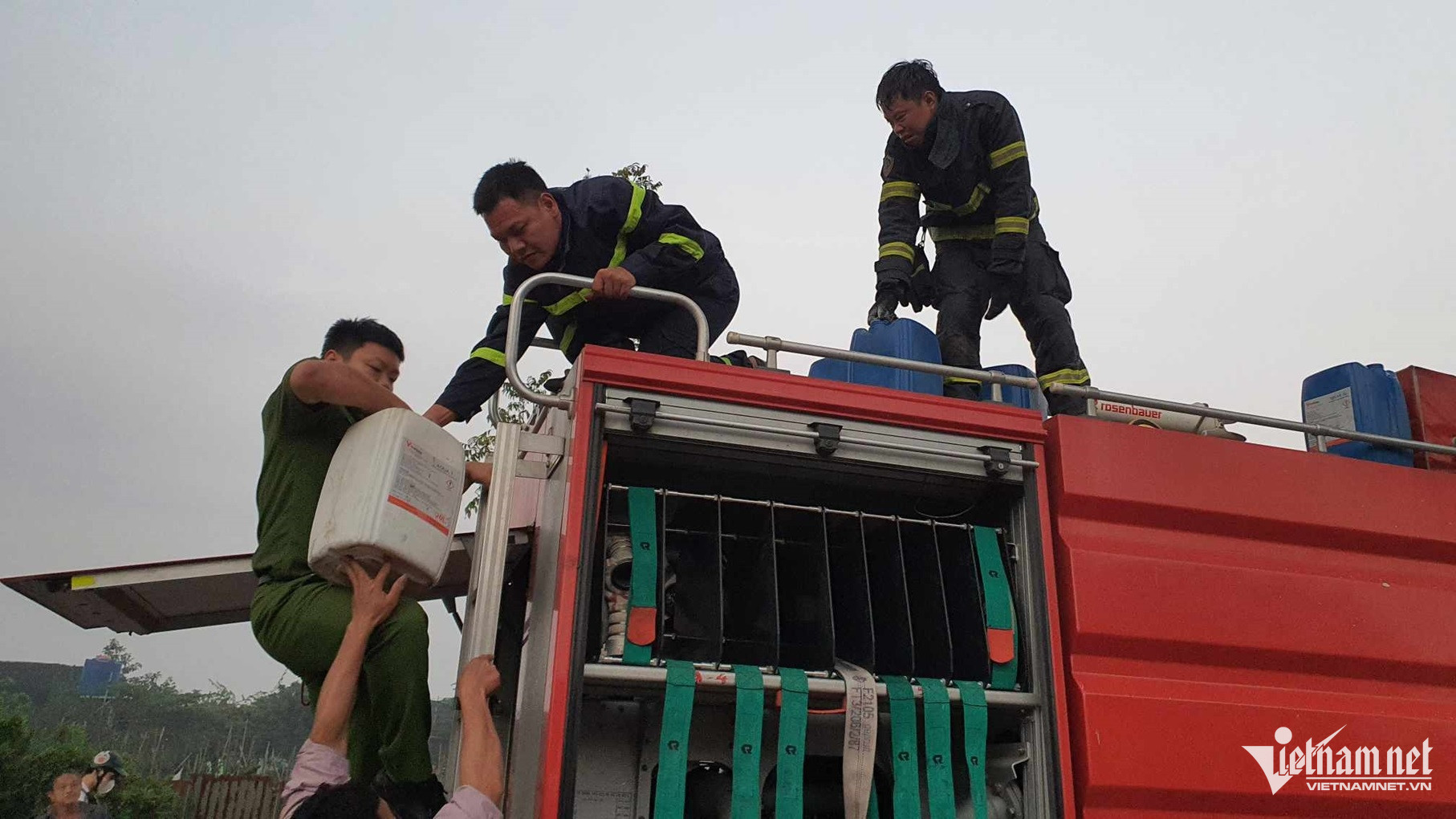 W-chưa chay hien truong.jpg