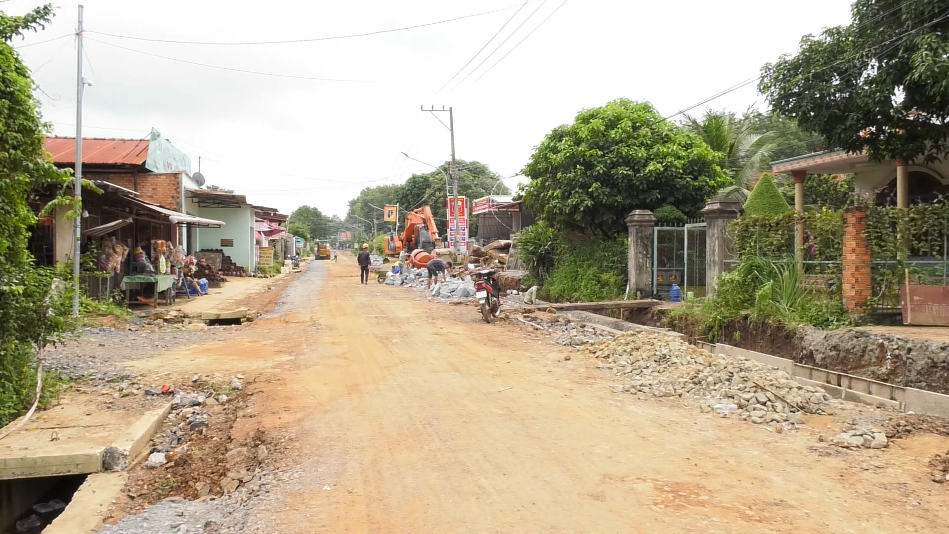 làm đường giao thông ở Hớn Quản Bình Phước.jpeg