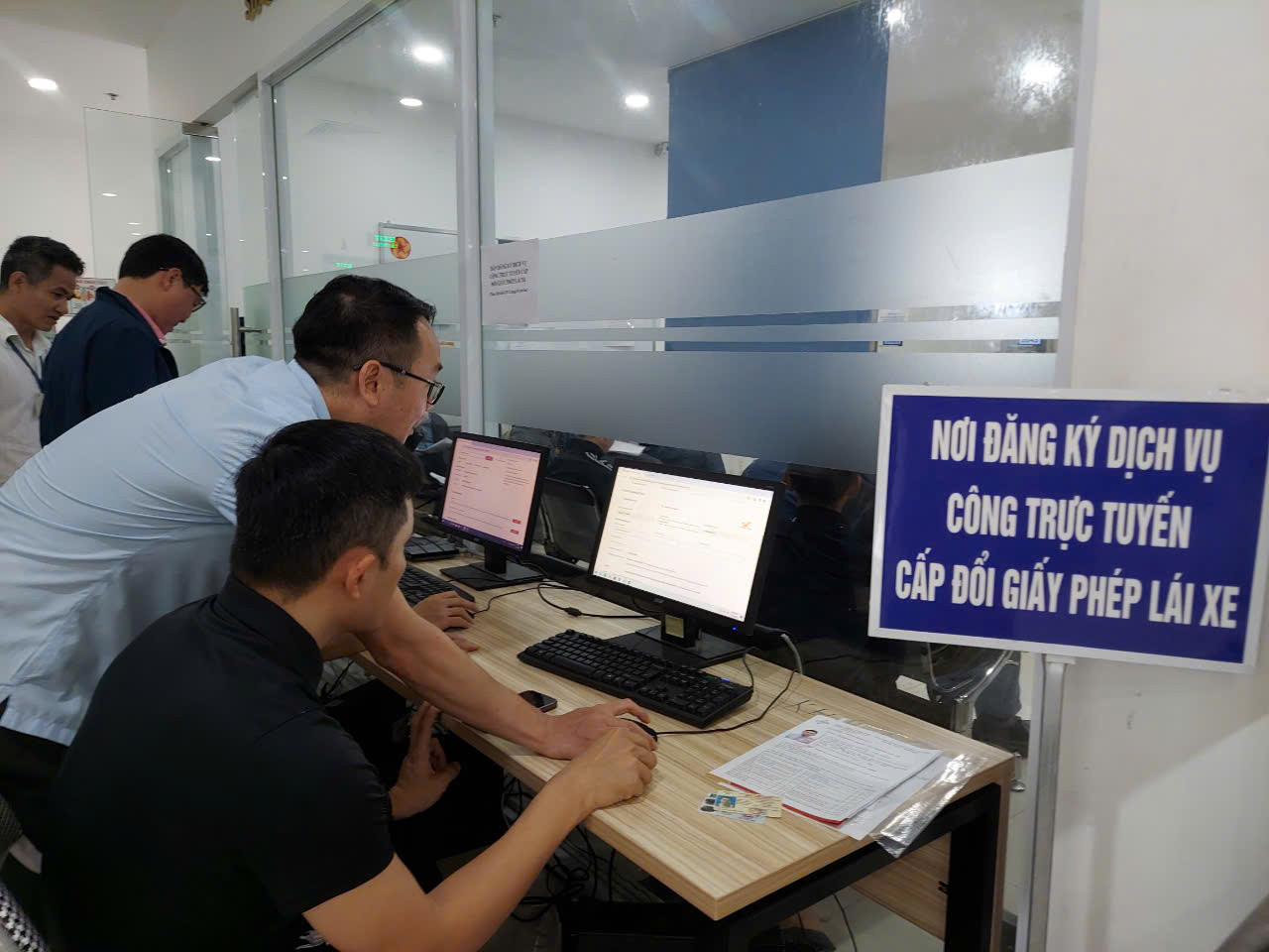 đang ky dich vu cong.jpg