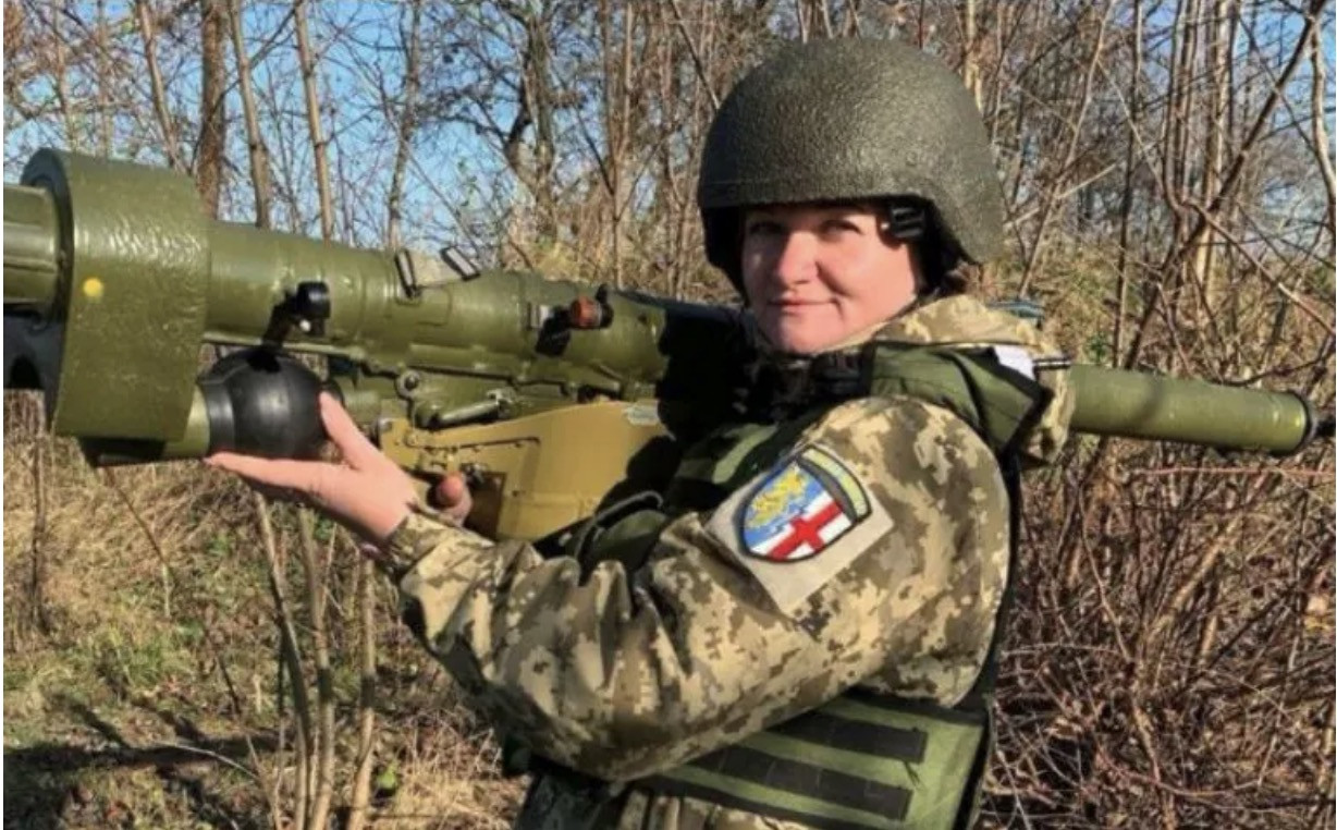 giiaos viên mẫu giáo - telegraph