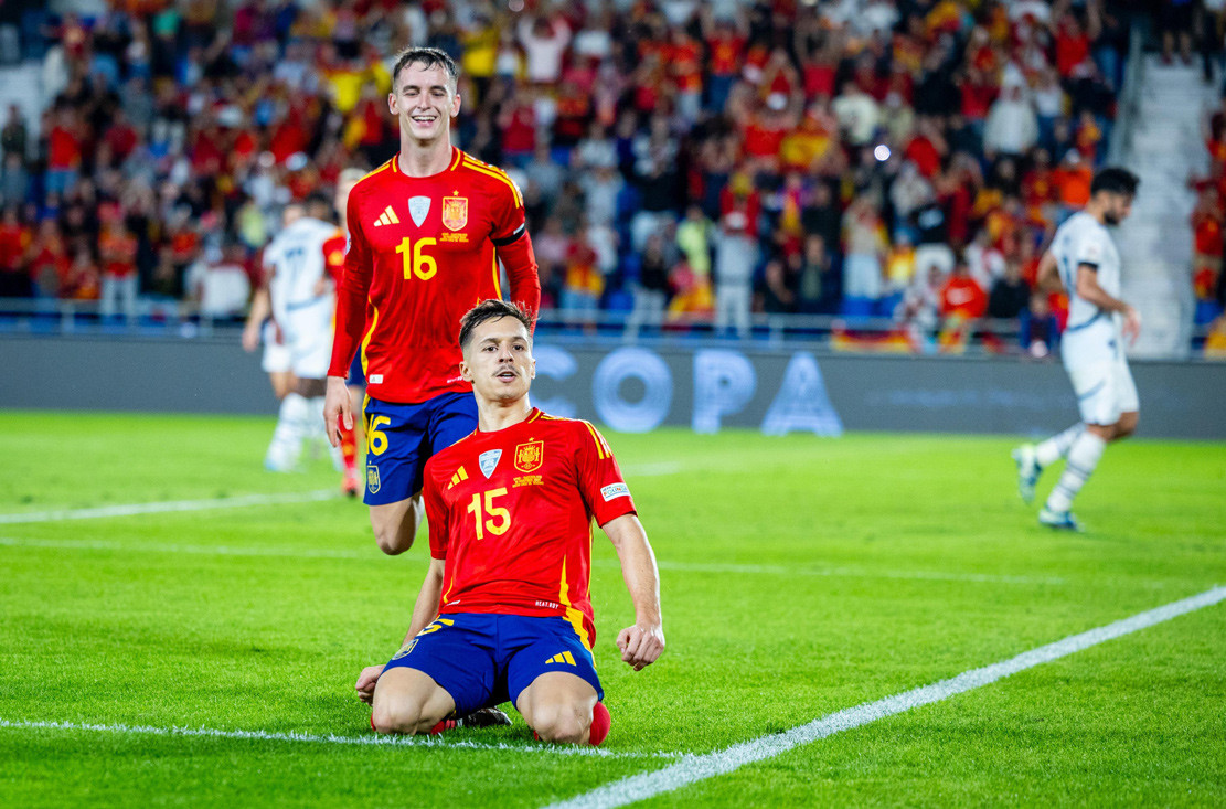 Tây Ban Nha thắng nghẹt thở, đẩy Thụy Sĩ xuống hạng Nations League Tây Ban Nha