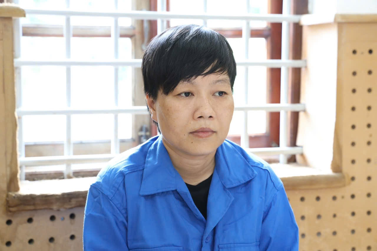 2 người phụ nữ ở Tây Ninh dàn cảnh cướp 2 kg vàng - Ảnh 2.