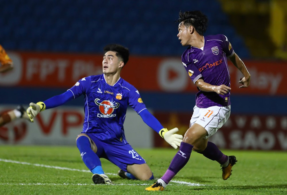 binh duong vs hagl 1.jpg