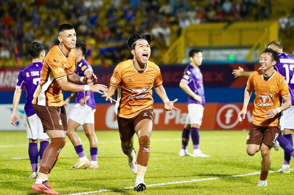 binh duong vs hagl.jpg