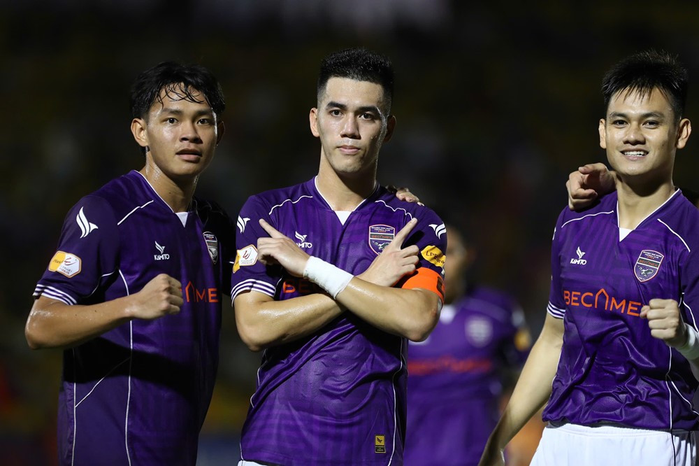 binh duong vs hagl.jpg