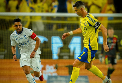 Ronaldo mờ nhạt, Al Nassr tuột chiến thắng trước Al Hilal