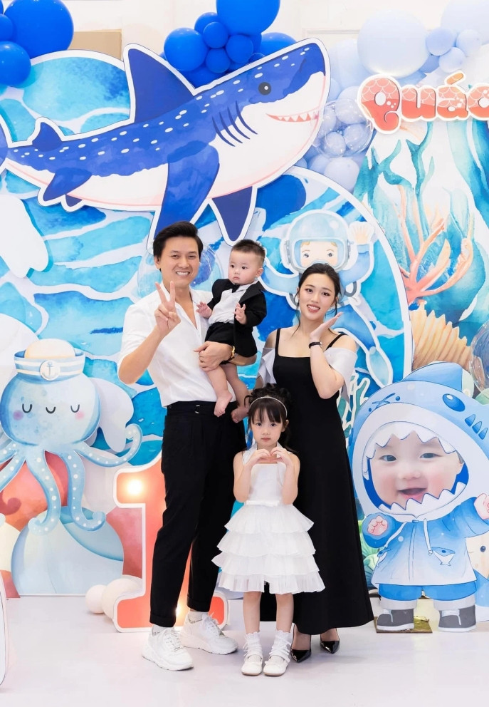 batch_46754512886086573825372164300819748882212225n 00014061.jpg