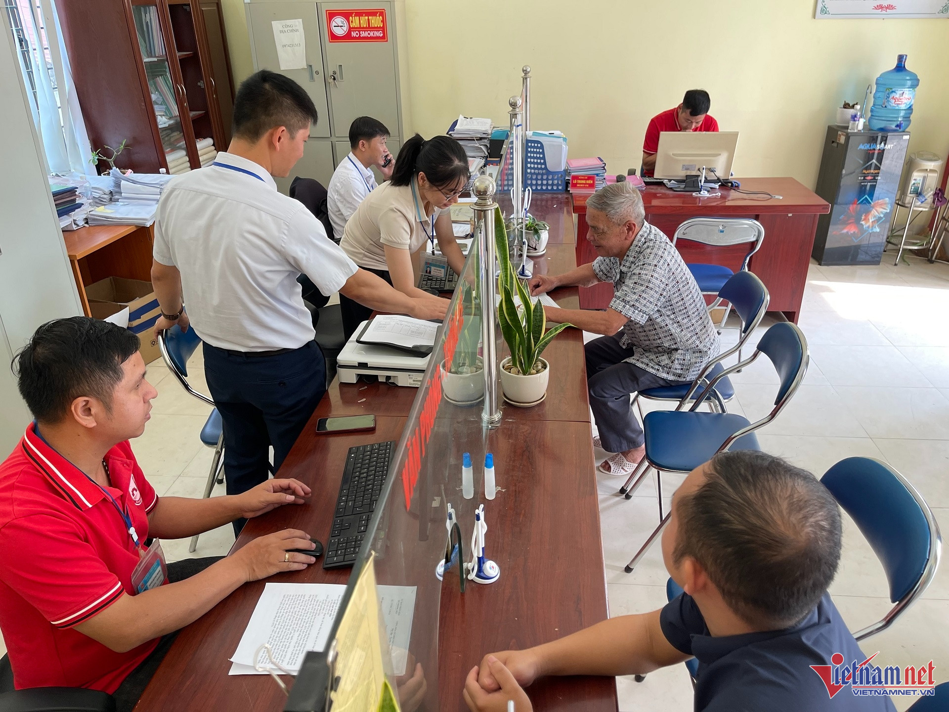 W-Bộ phận một cửa huyện Hóc Môn   used.jpg