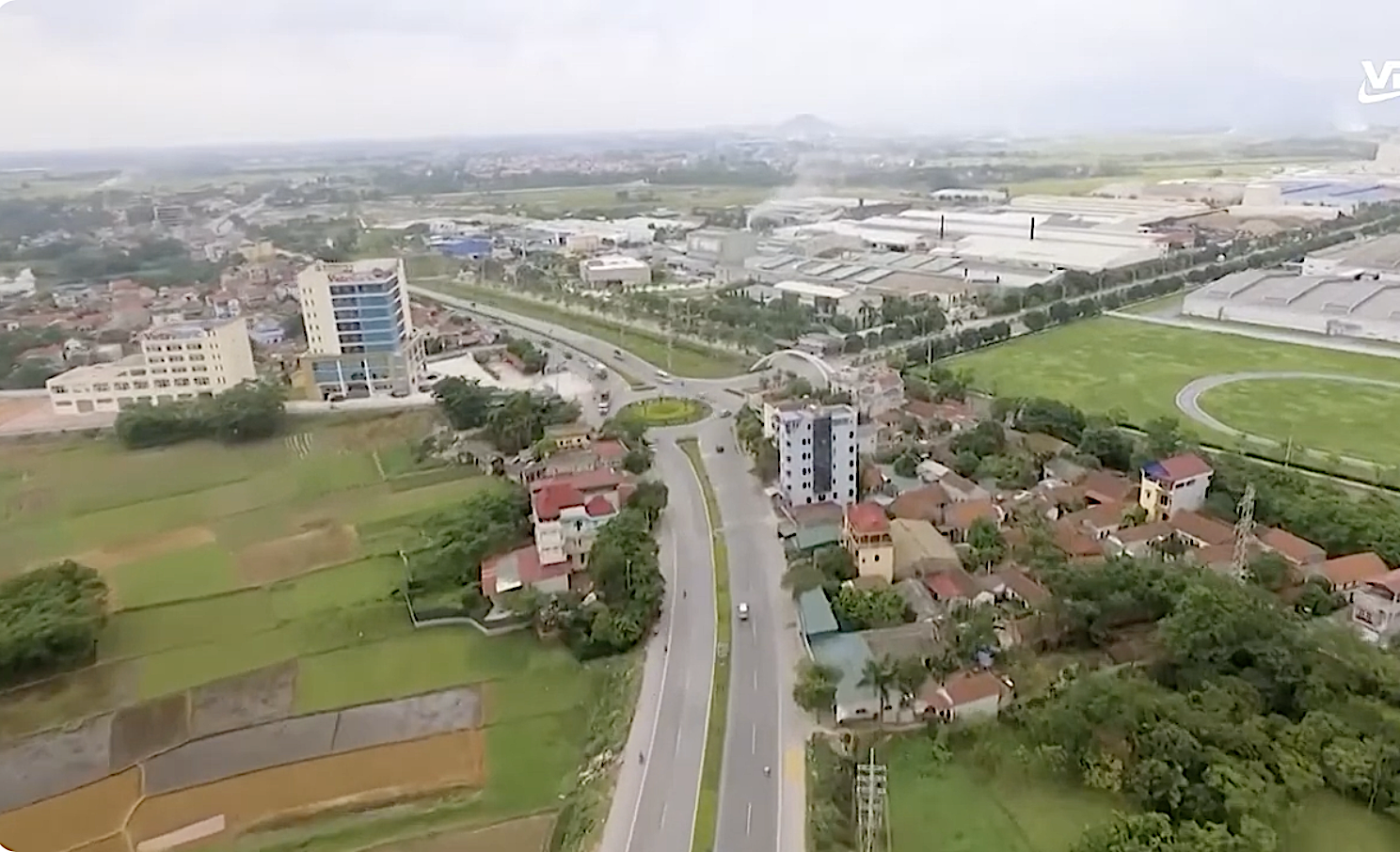 Vĩnh Phúc: Ưu tiên nguồn lực phát triển hệ thống giao thông, kết nối liên vùng