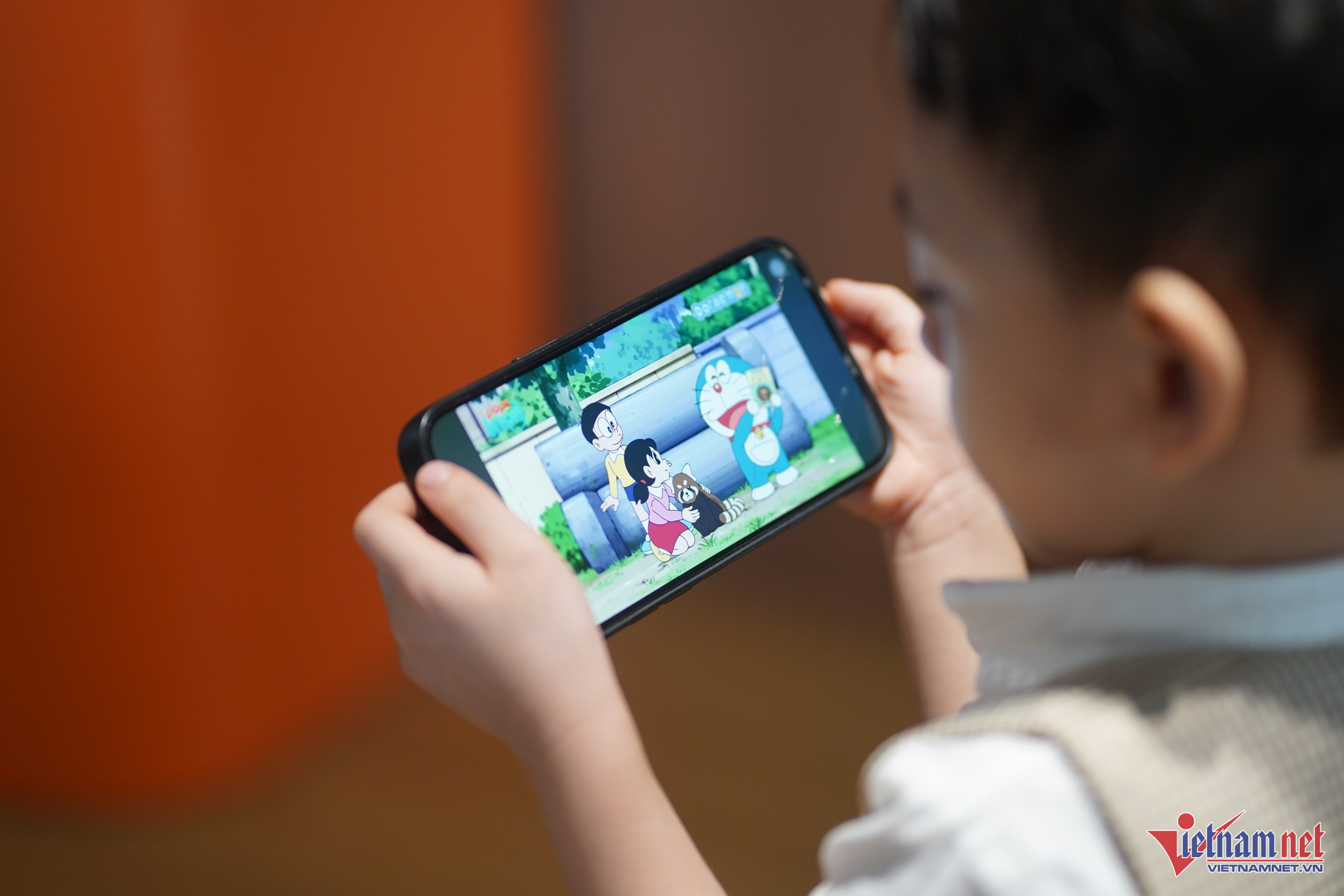 W-bao ve tre em tren mang.jpg