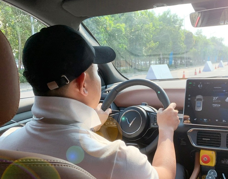 w di nguoc nang 1 1168.jpeg