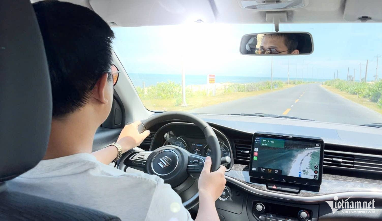 W-lai xe nguoc nang (1).jpg