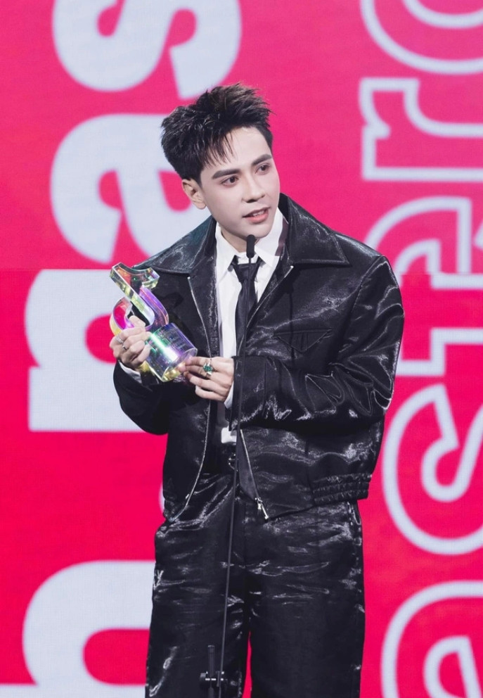 batch_quang hung 17324077766911122758784.jpg