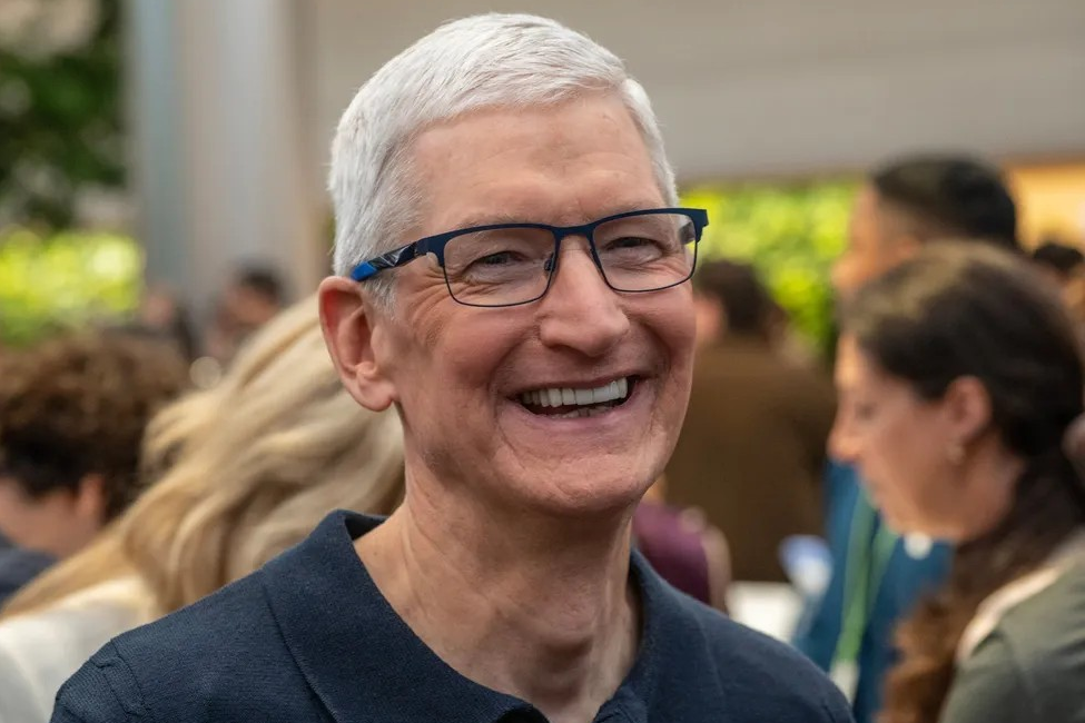 Tim Cook: Apple không thể làm gì nếu thiếu đối tác Trung Quốc