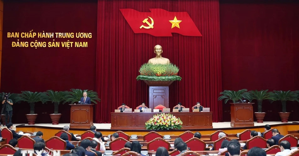 Trung ương cho ý kiến nhân sự Tổng thư ký Quốc hội và 2 Bộ trưởng