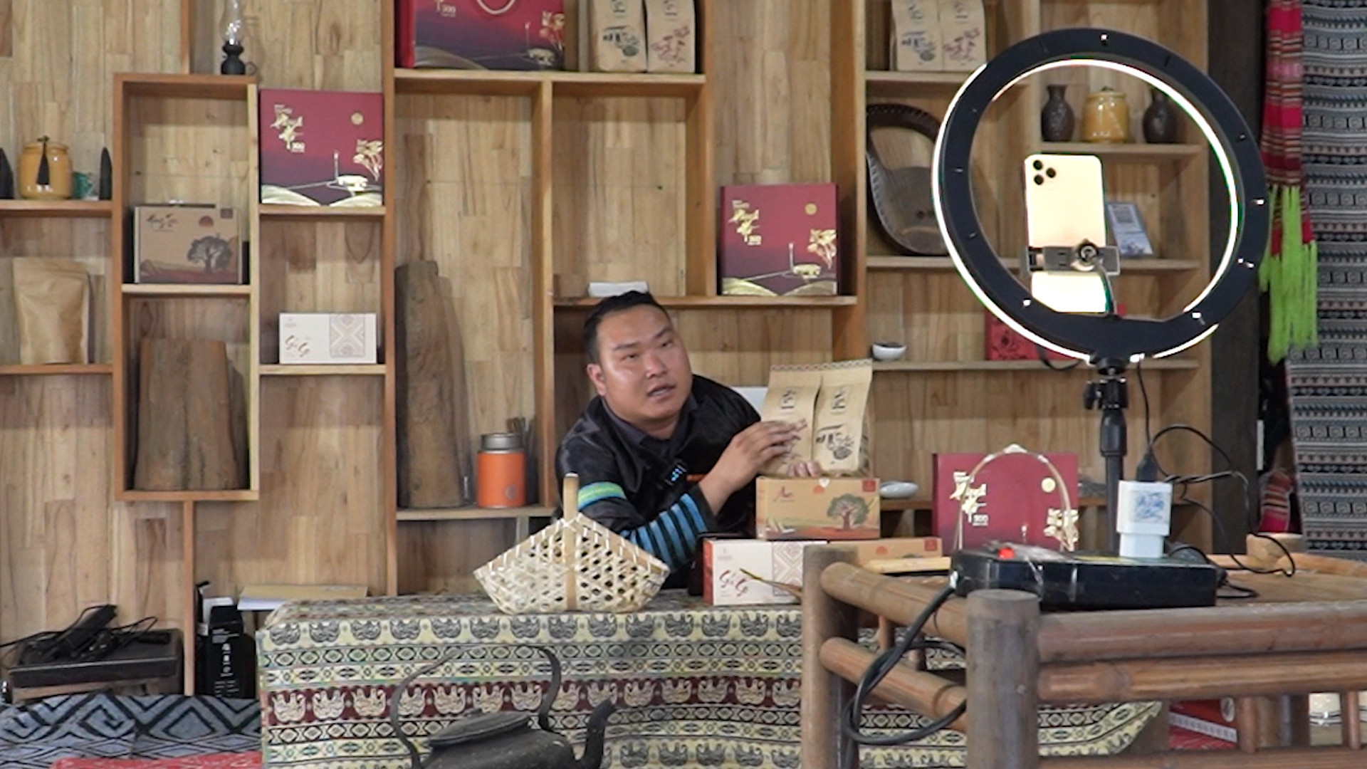 chè shan tuyết.jpg