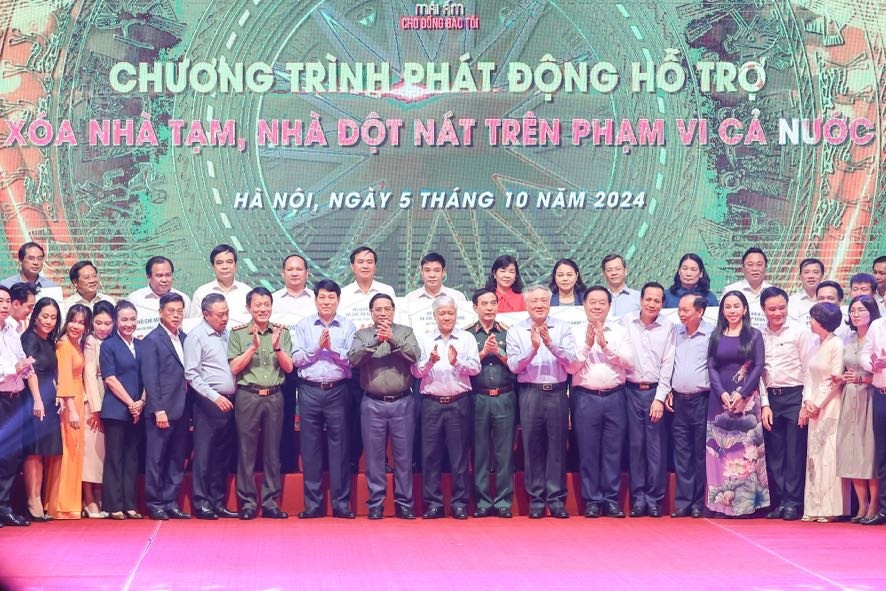 Petrovietnam ủng hộ 150 tỷ đồng giúp người nghèo xóa nhà tạm, nhà dột nát