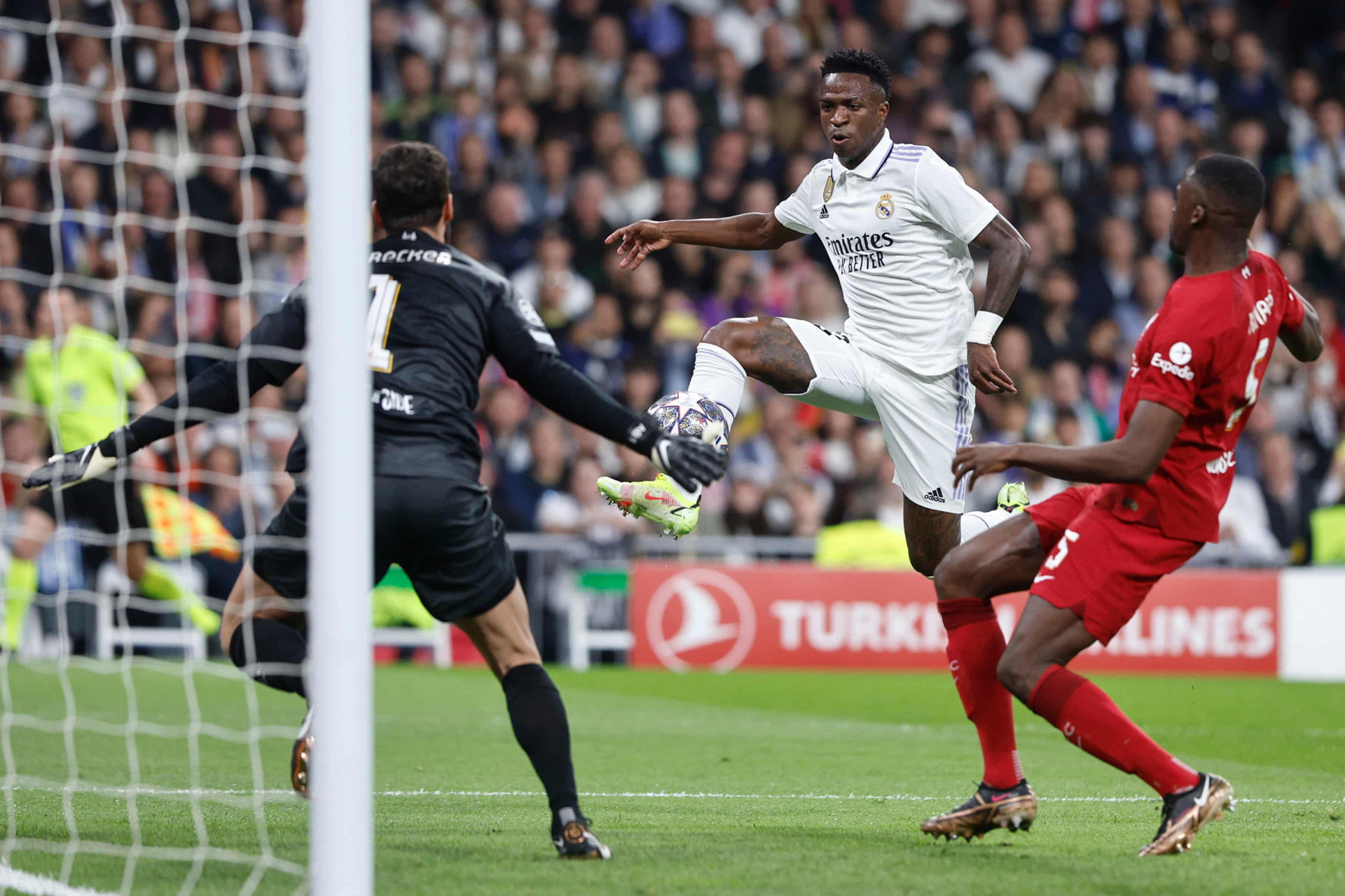 Vinicius Liverpool Real Madrid. EPA