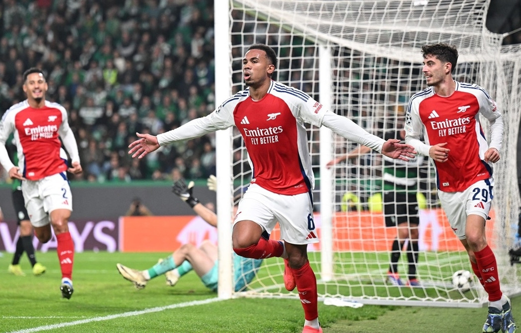 Arsenal 'giúp' Man City đòi nợ đội cũ của HLV MU