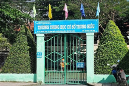 Hiệu trưởng bị kỷ luật cảnh cáo vì để học sinh đánh nhau