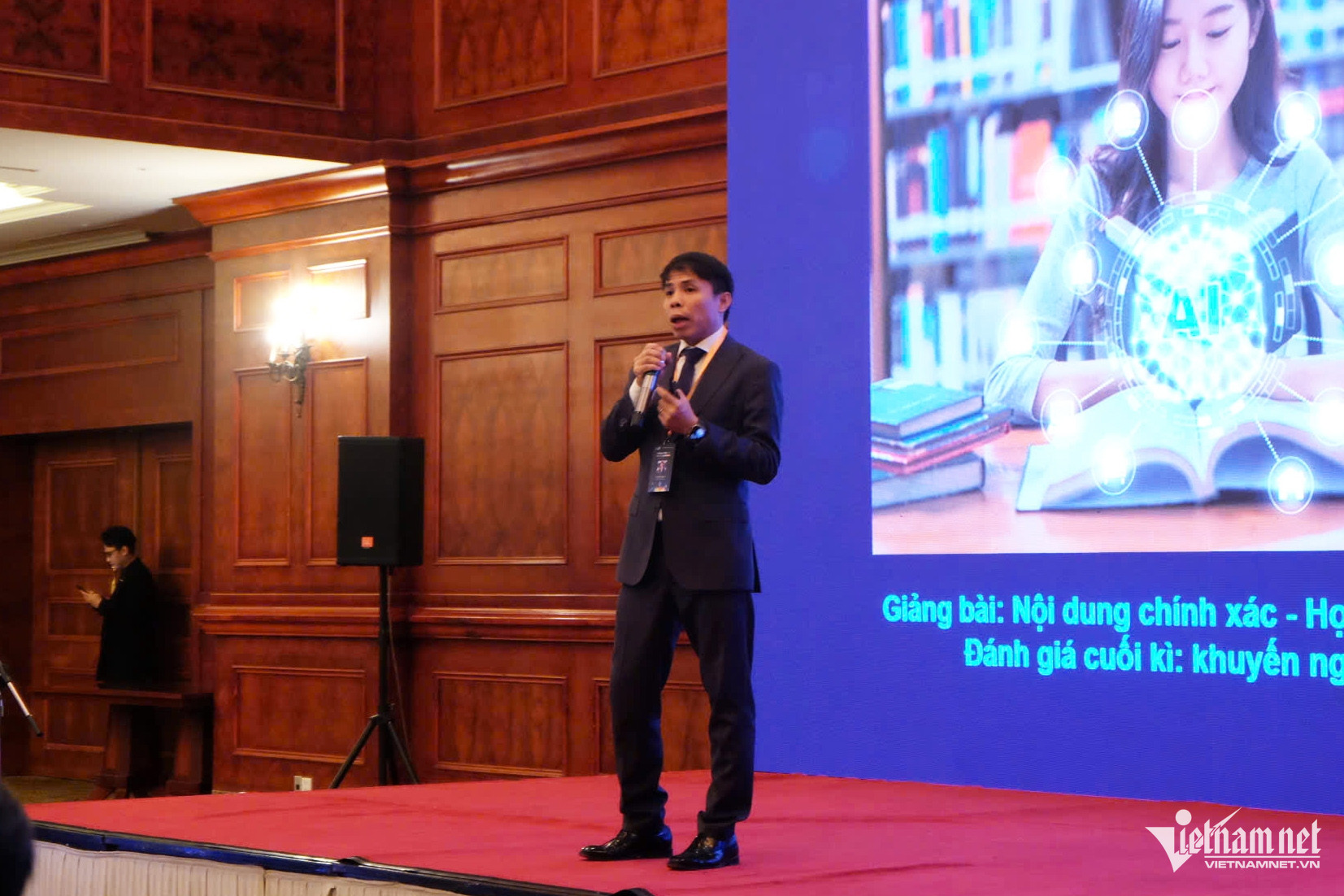 Việt Nam sẽ có nhà máy, cảng biển, hầm mỏ thông minh nhờ công nghệ 5G W-Tuan Huy GD CDS Mobi.jpeg