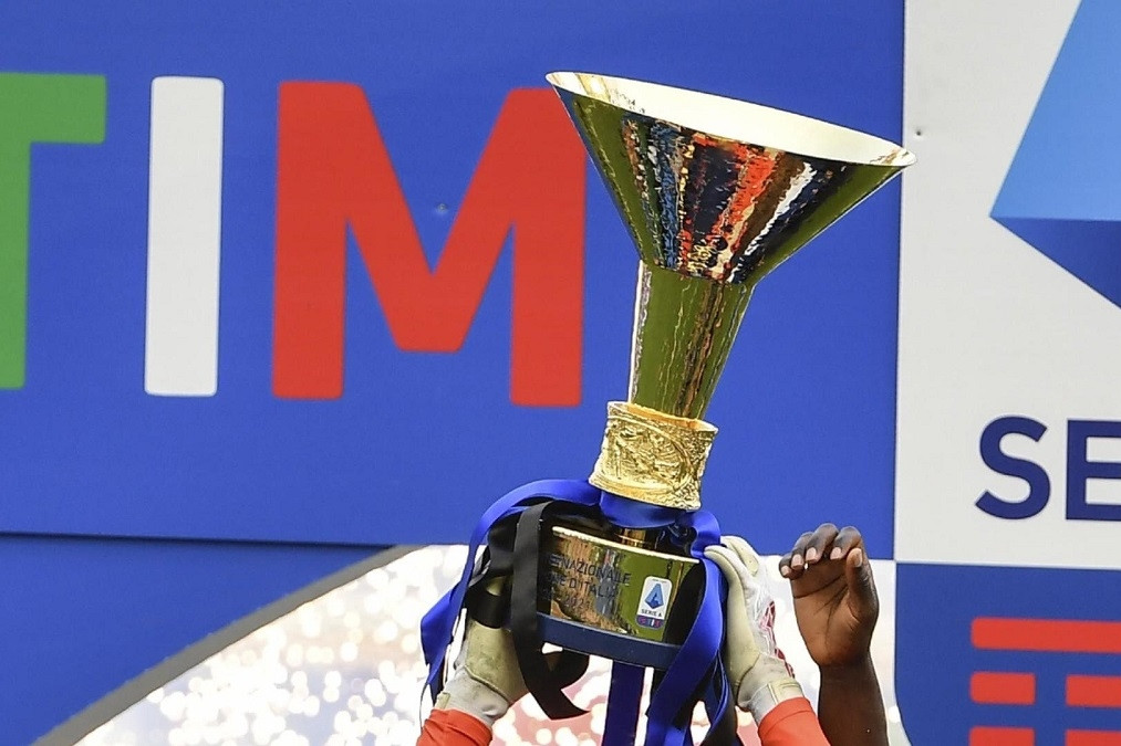 Hạ Fiorentina, Juventus xây chắc top 3