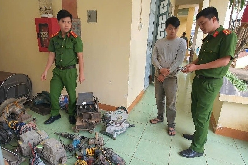 Bắt tên trộm chuyên 'nhập vai' công nhân quét rác ở Đắk Lắk