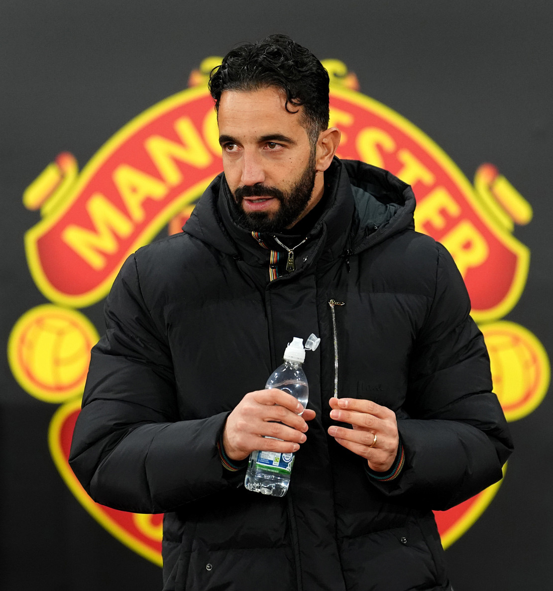 Hojlund bùng nổ, MU thắng trận ra mắt sân Old Trafford của Amorim Gdf3oJnXUAAbFkR.jpg