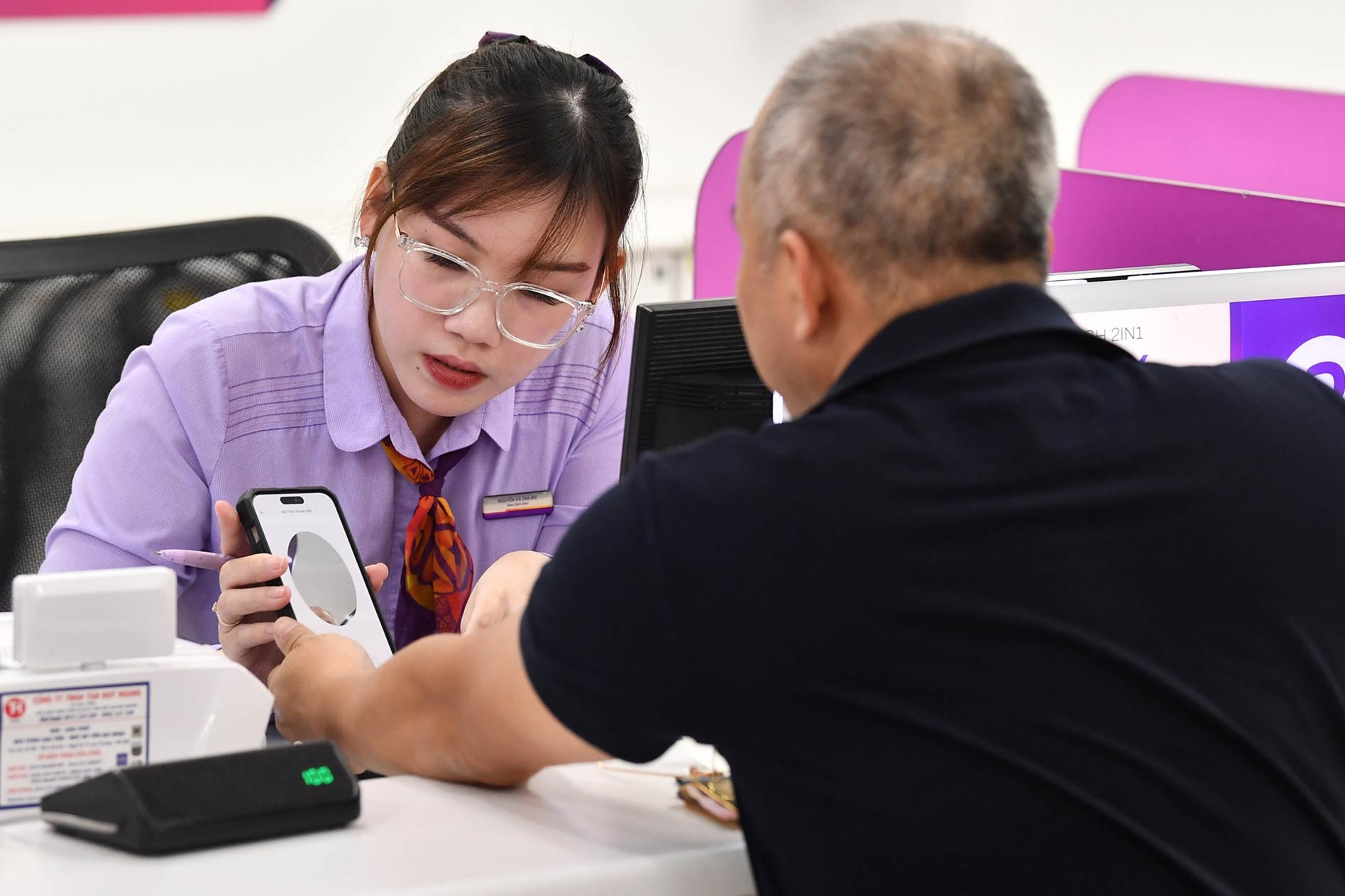 Giải pháp bảo vệ người tiêu dùng trước các rủi ro tài chính số