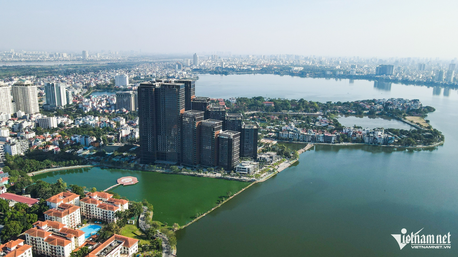 nha hat ho tay 124902.jpg