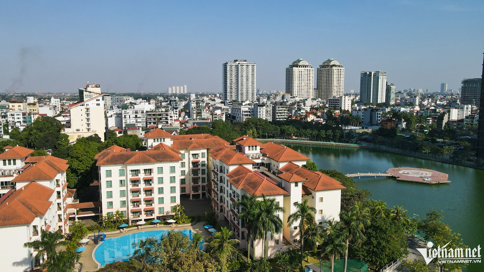 nha hat ho tay 4 124904.jpg