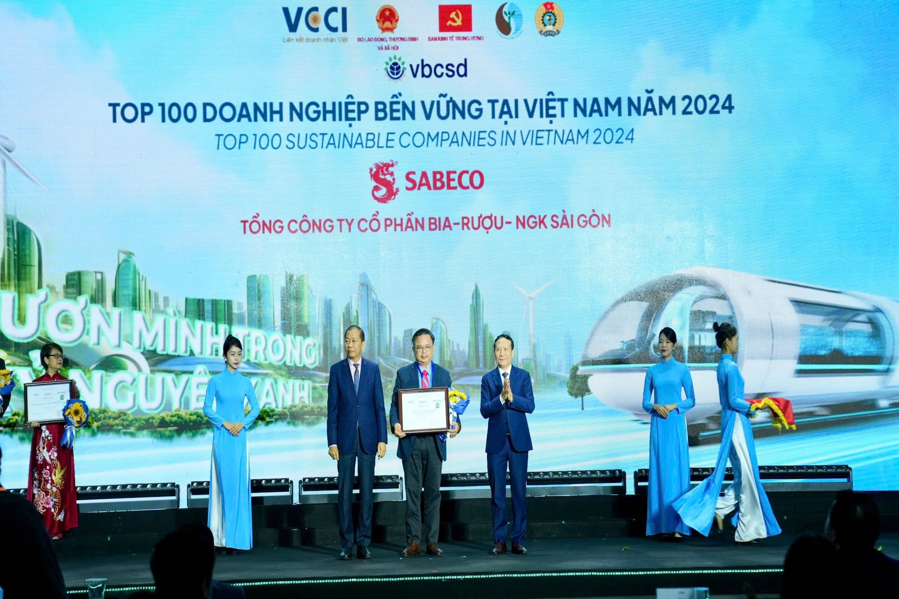 Sabeco tiếp tục vào top 100 doanh nghiệp phát triển bền vững hàng đầu