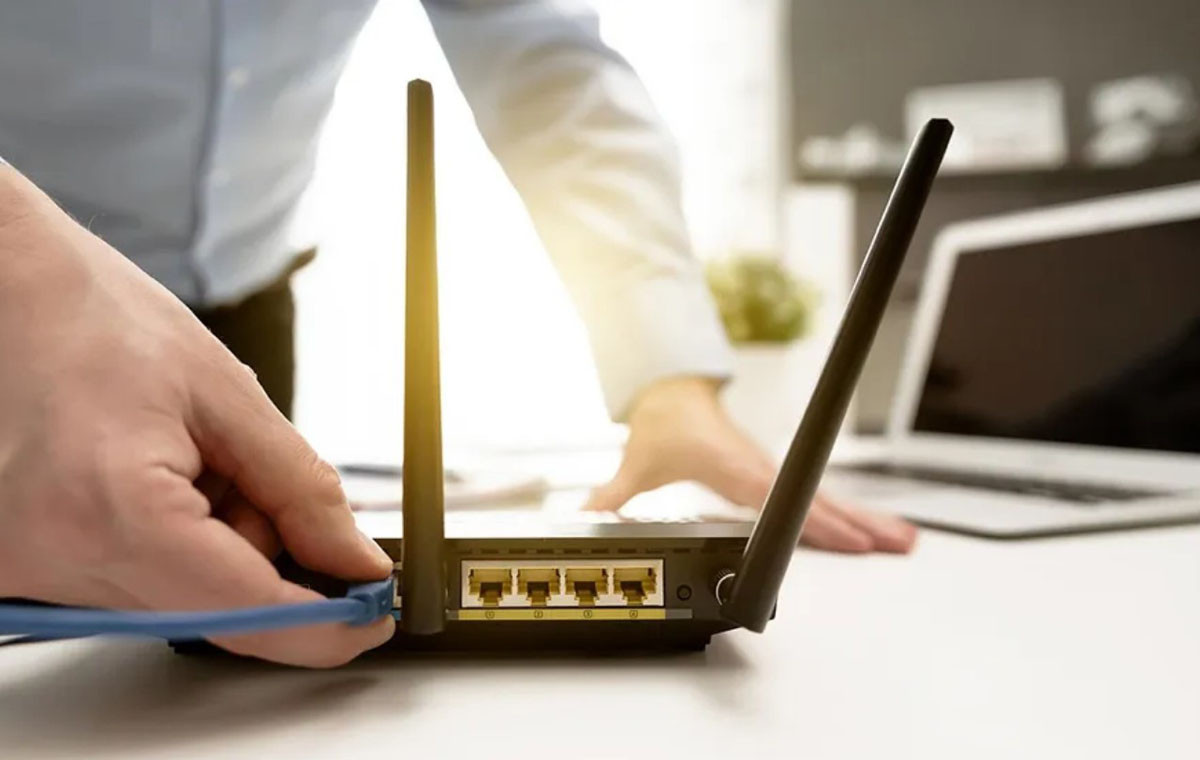 Nhà mạng phải có giải pháp bảo vệ người dùng ở mức cơ bản thiet bi dinh tuyen internet 1 1.jpg