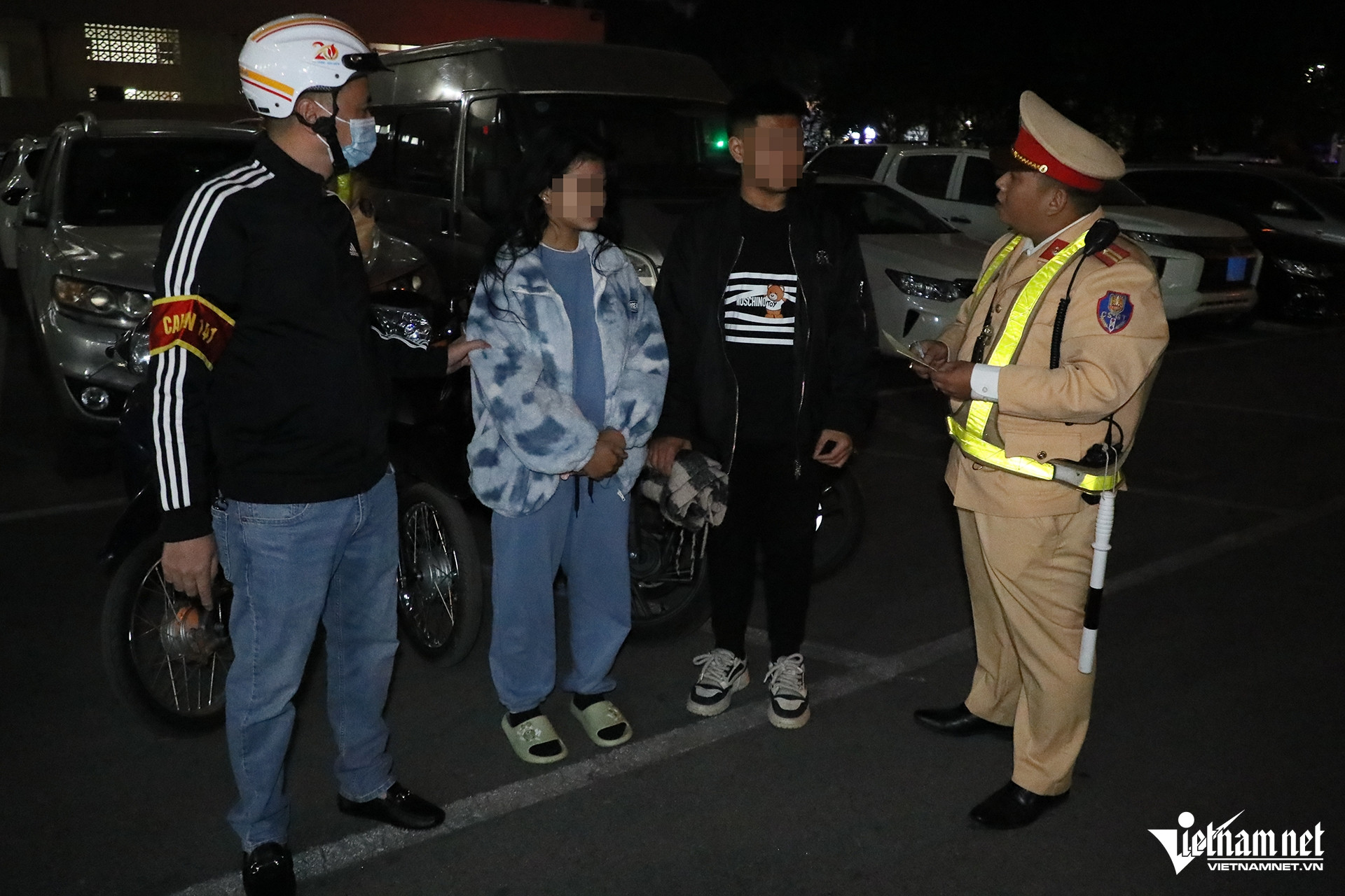 W-CS 141 hoa trang.JPG.jpg