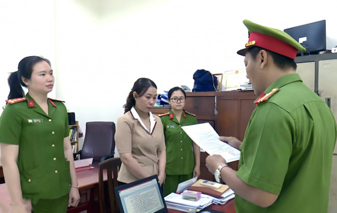 Bể hụi bạc liêu.jpg