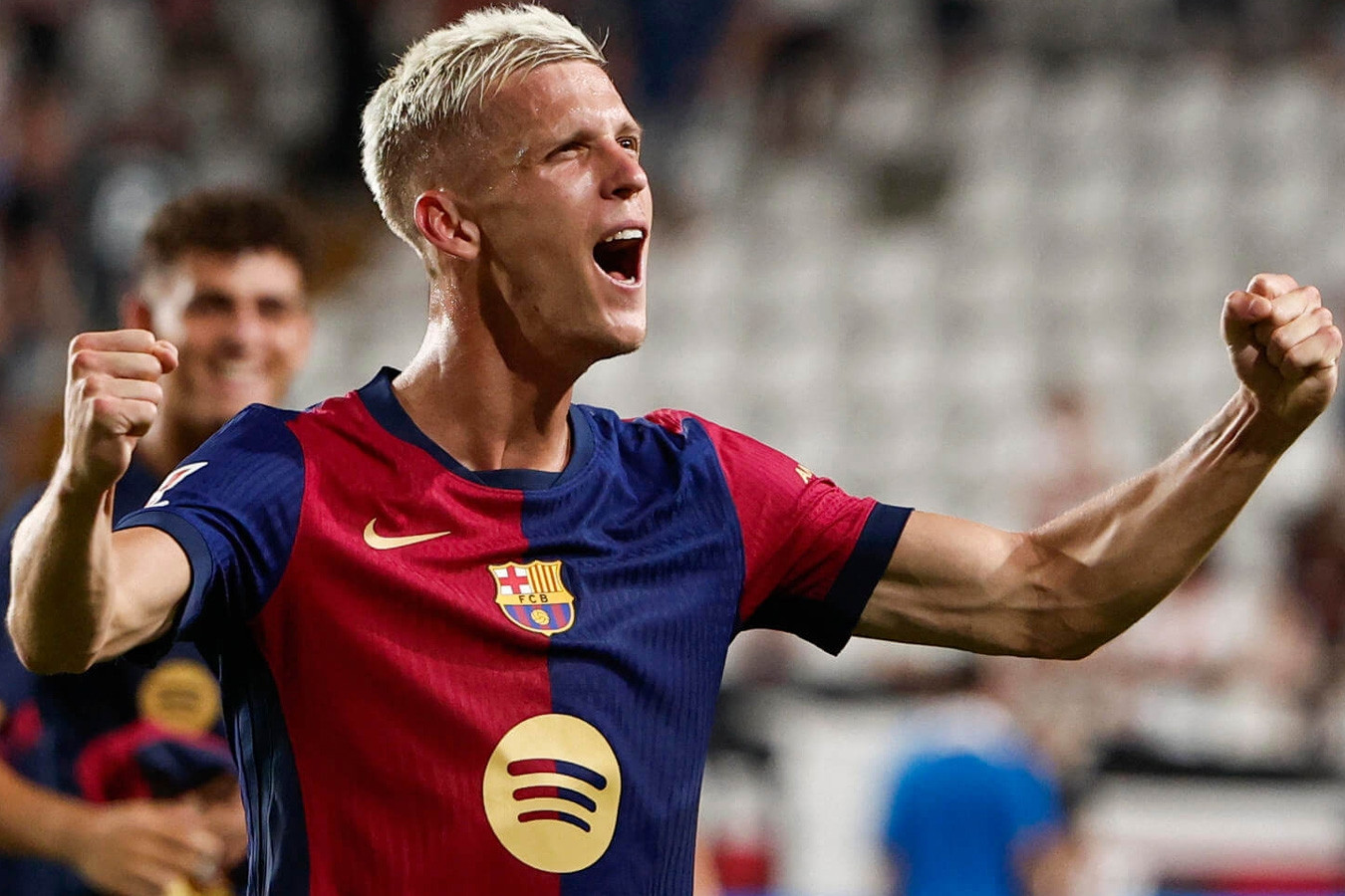 Dani Olmo hiệu quả nhất châu Âu: Món hời của Barca