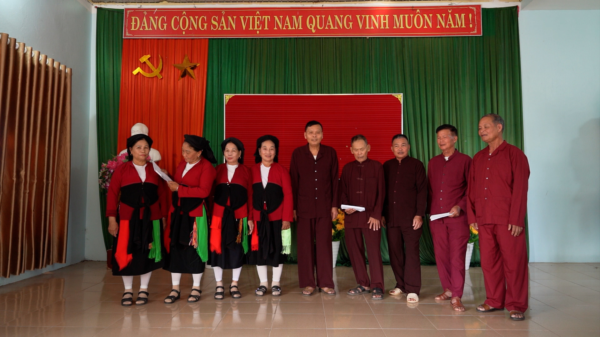 Bảo tồn văn hóa của người Sán Dìu qua truyền dạy tiếng nói, điệu hát