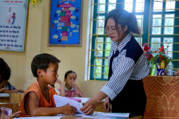 'Hiến kế' giải bài toán cử nhân sư phạm thất nghiệp, nhiều nơi vẫn thiếu giáo viên