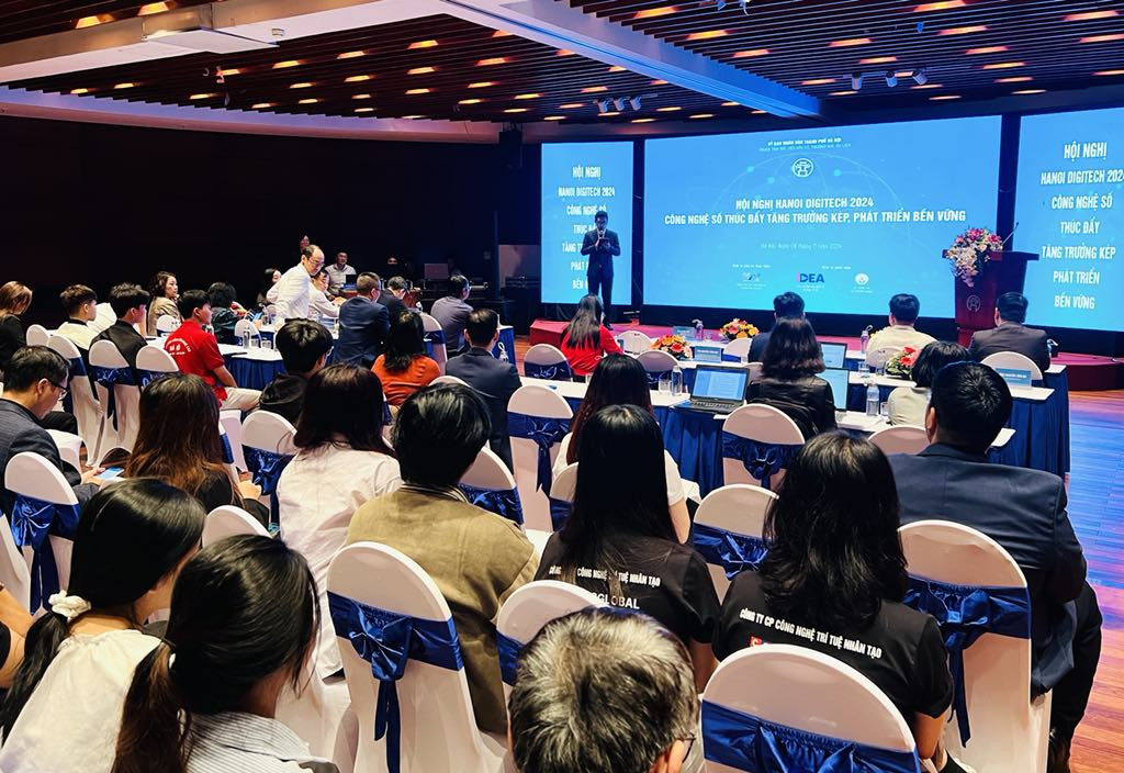 Hoi nghi Hanoi Digitech.jpg
