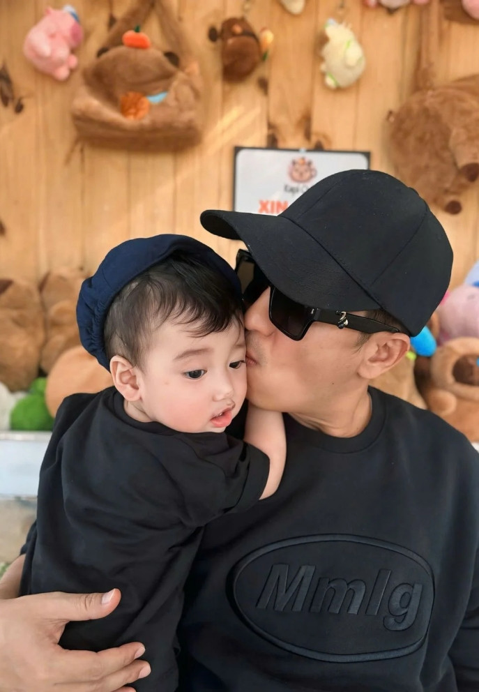 batch_46590159811093691772112584663739275575292597n 22463667.jpg