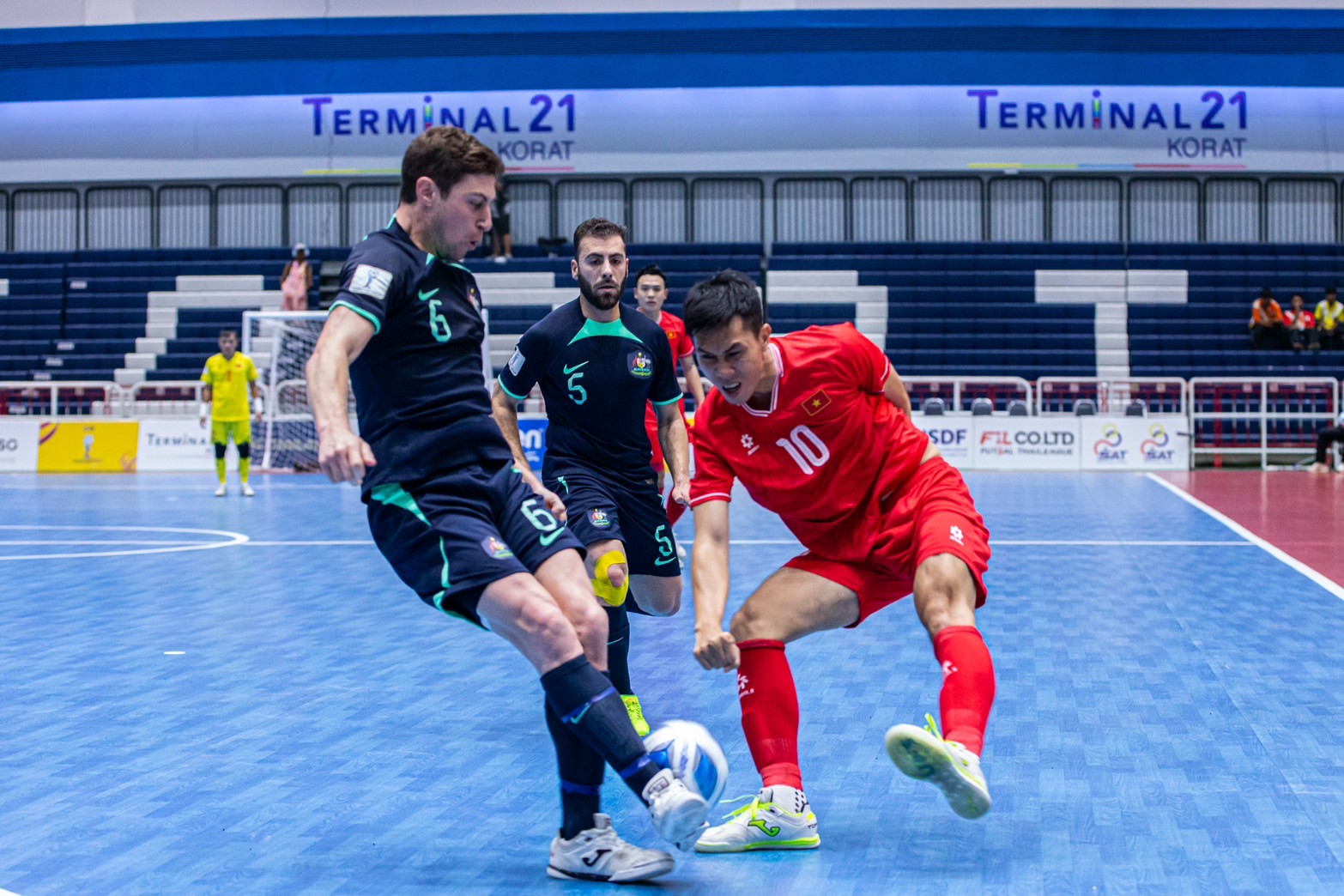 futsal 4.jpg