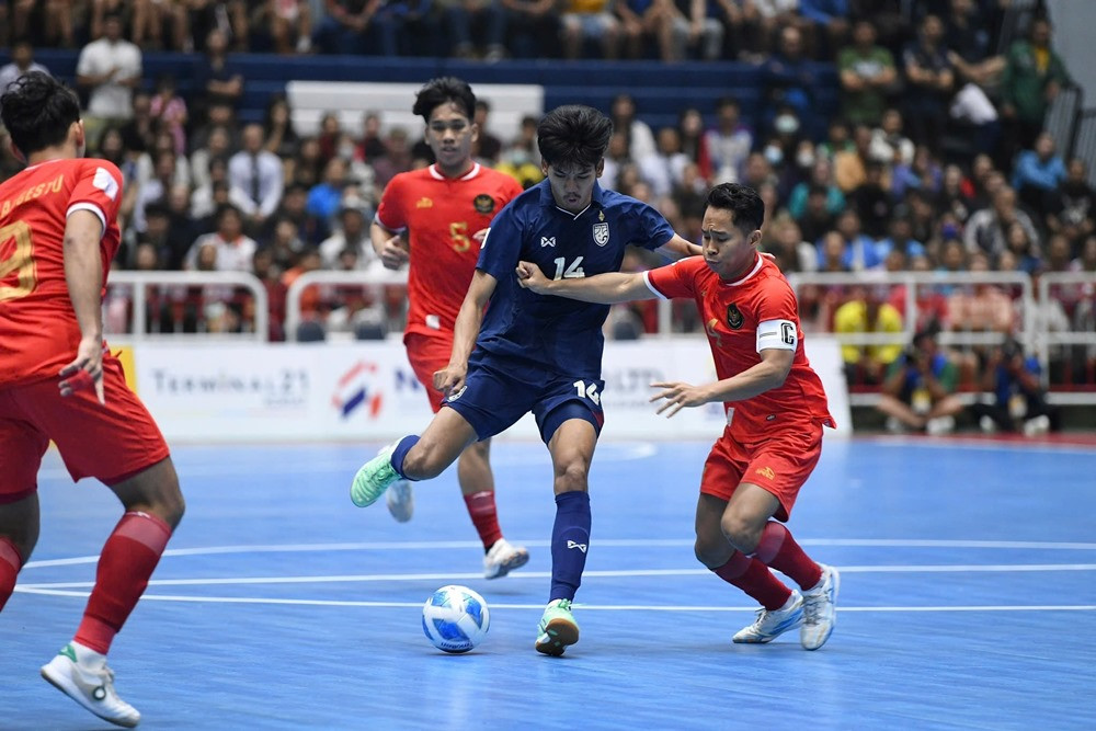 futsal thai lan vs indonesia 1.jpg