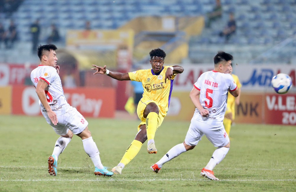 ha noi vs hai phong 2.jpg