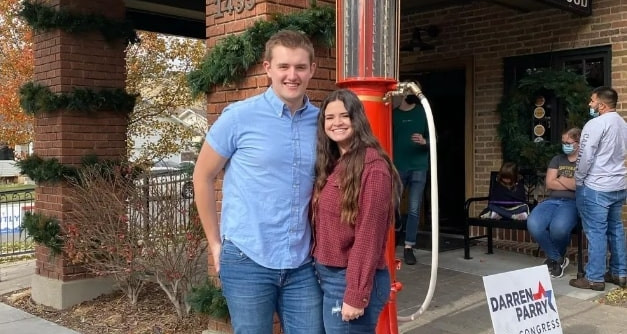 Người đàn ông yêu lại bạn gái cũ sau tai nạn làm mất một phần ký ức